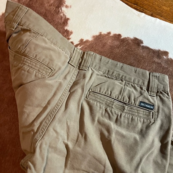 Mens Columbia pants 
size 36X32
No flaws - Picture 4 of 4